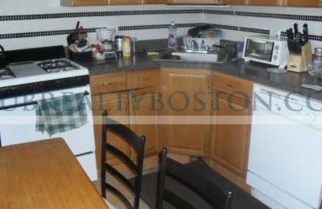 125 Brook St. photos photos