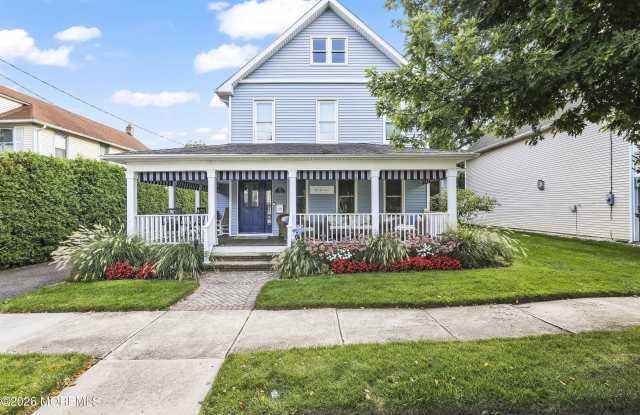 513 Ocean Park Avenue Gallery 1