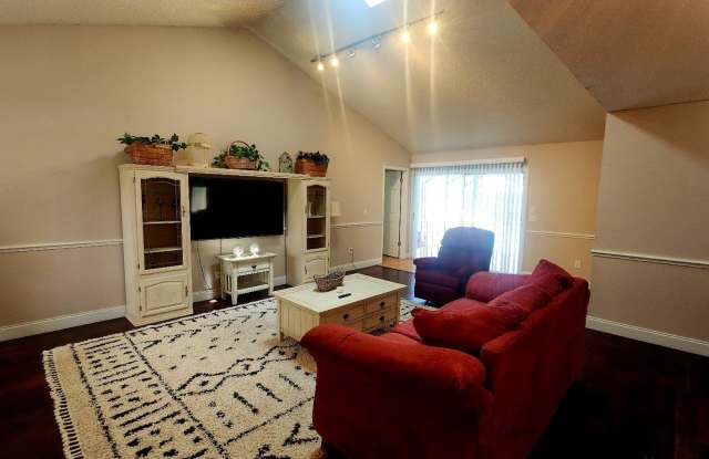 Furnished 4-Bedroom Pool Home in The Woodlands of Palm Coast- Long Term Lease Only! Gallery 3