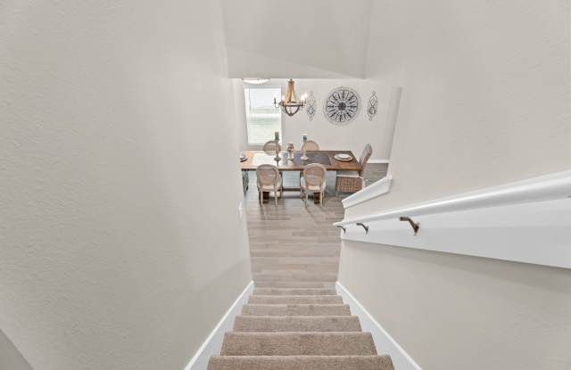 2865 Firethorn Avenue Gallery 2