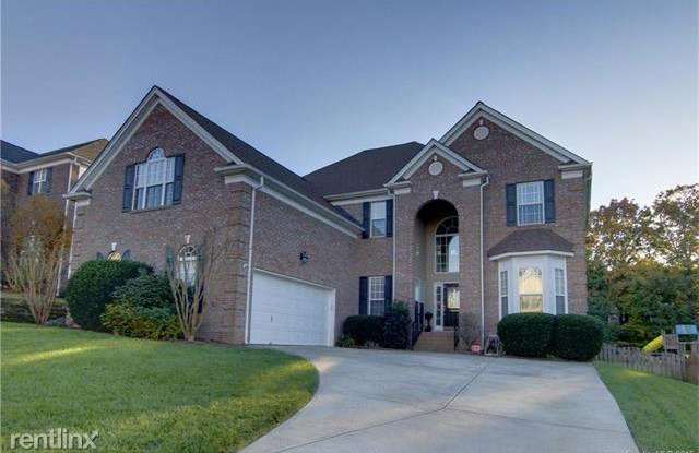 14038 Wolf Den Ln - 14038 Wolf Den Lane, Charlotte, NC 28277