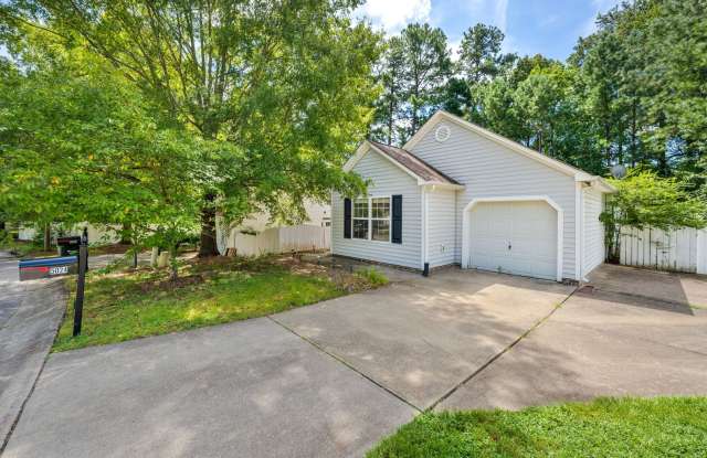 Charming 3-Bedroom Ranch in the Heart of Durham! photos photos