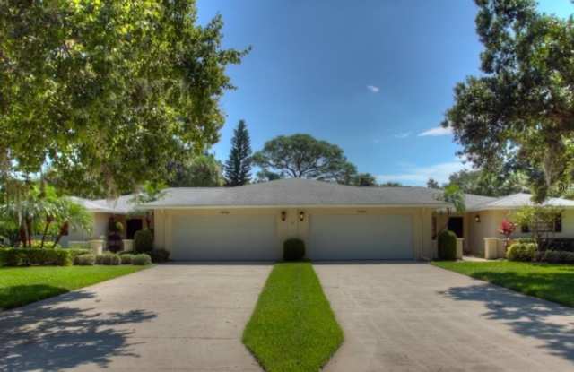 7093 FAIRWAY BEND LANE photos photos