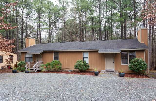 Available early July! One level, 2 bedroom duplex close to Chapel Hill and Durham! - 129 Forsyth Drive, Chapel Hill, NC 27517