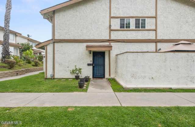 13185 1/2 Bromont Avenue Gallery 2