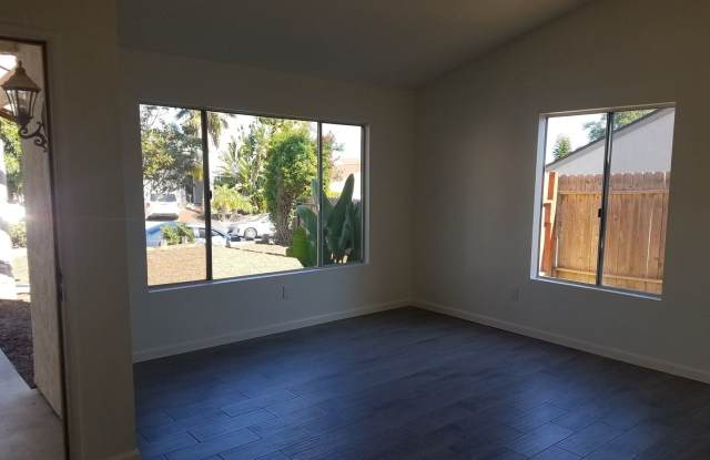 4055 Johnson Dr Gallery 3