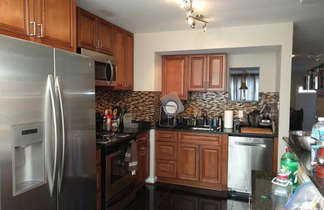 1459 Bluemont Court Gallery 3