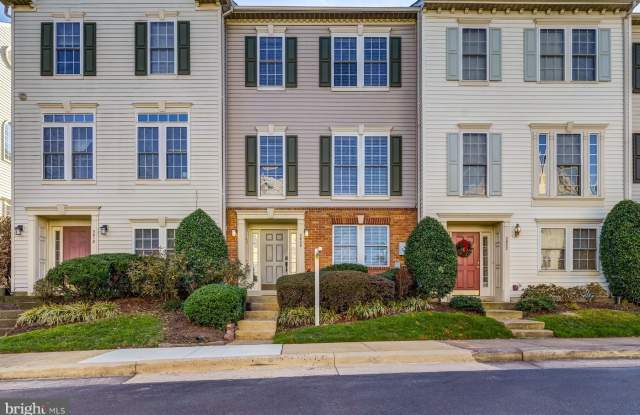 5820 PEARSON Lane Gallery 2