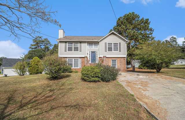 4 Bedroom 2 Bath House photos photos