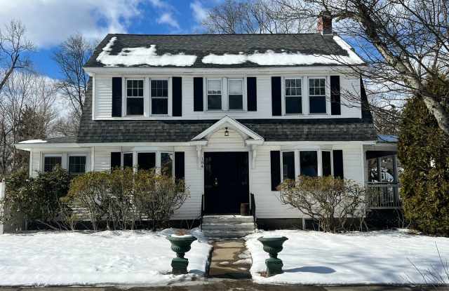 Beautiful 3 Bedroom, Single Family Home in Springfield - 184 Hartford Terrace, Springfield, MA 01118