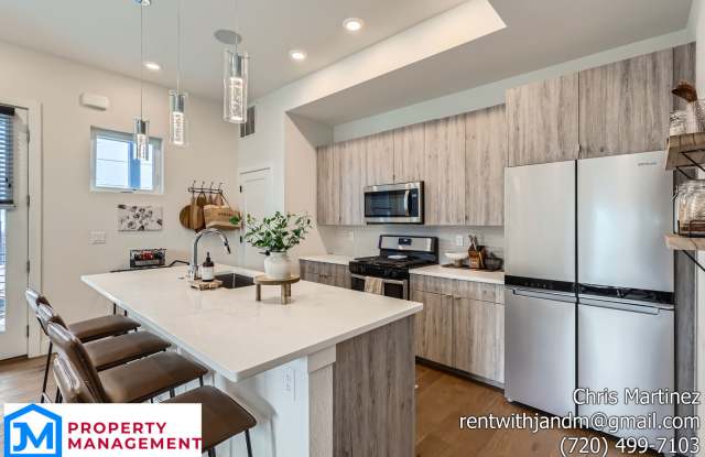 1230 Perry Street - 1 photos photos