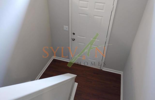 2212 LOWTRAIL Court Gallery 2