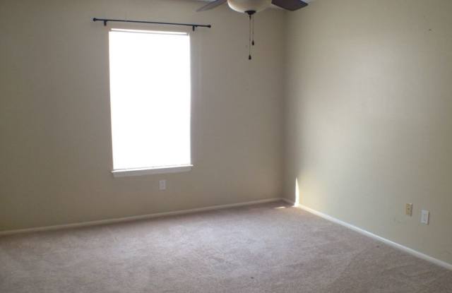 2128 Retreat Court Gallery 3