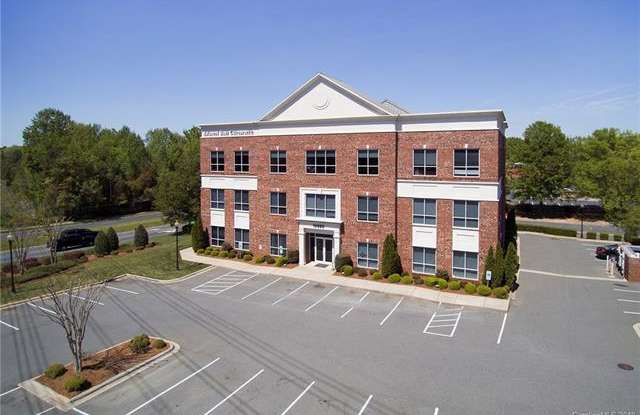 10550 Independence Pointe Parkway Gallery 4