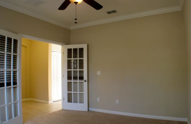 210 BRADFORD LAKE CIR Gallery 3
