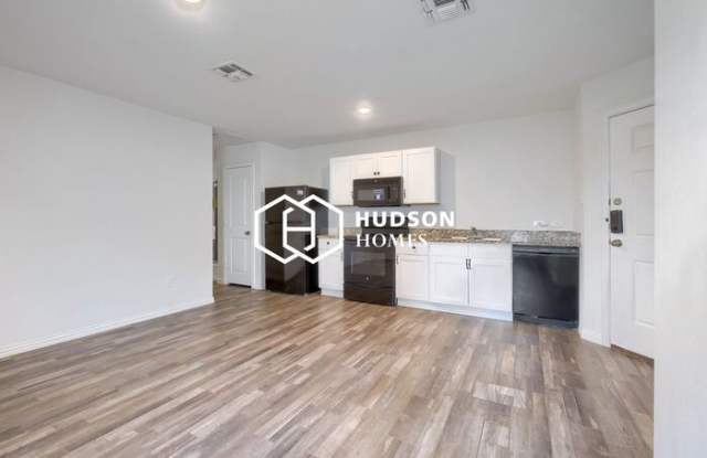 1607 Dodge Street Gallery 4