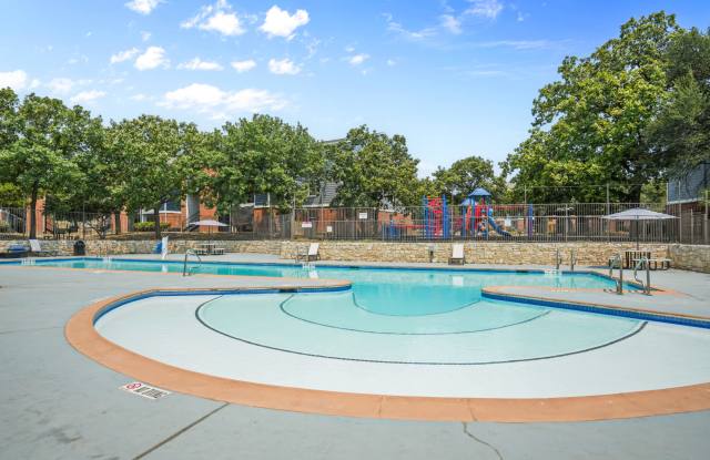 CopperStone Tech Ridge Apartments Gallery 2