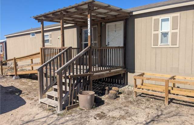 5729 County Road 308 - 5729 County Road 308, Jim Wells County, TX 78372