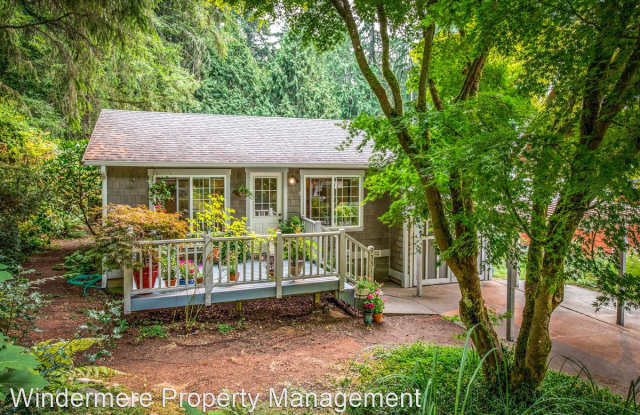 9331 NE Midway Gallery 2
