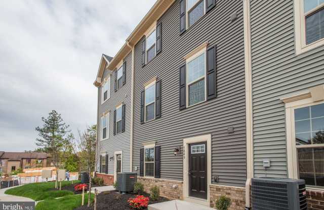 7849 FRANCIS DICKENS LANE - 7849 Francis Dickens Ln, Annandale, VA 22003