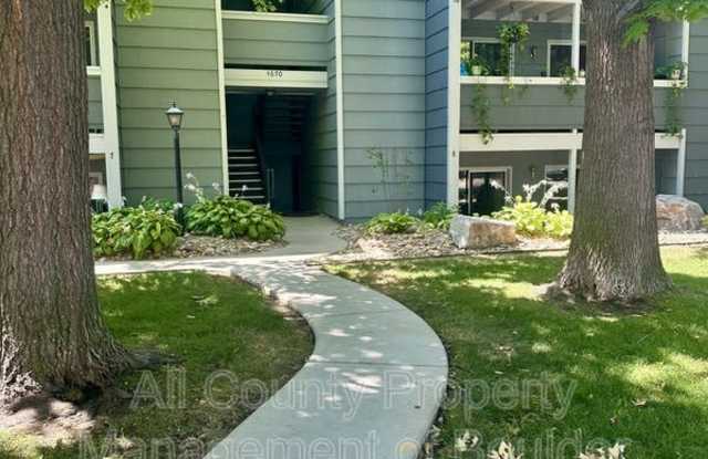 4670 White Rock Cir Gallery 1