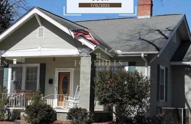 3BR Home Steps from Anderson University – Available July 15! photos photos
