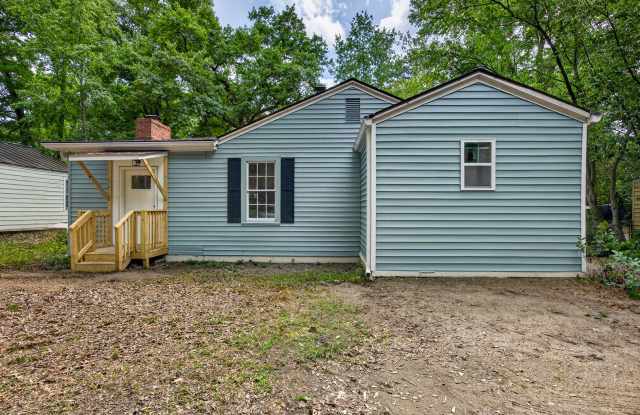 Renovated & Move-In Ready Ranch in Rosewood! photos photos