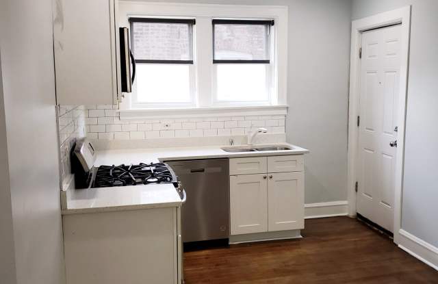 3318 North Leclaire Avenue photos photos 3318 North Leclaire Avenue photos photos