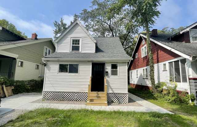3558 E 139th St photos photos