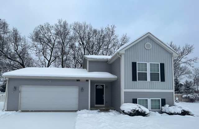 Three Bedroom Home in Kalamazoo photos photos