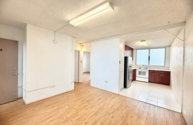 2br/1ba/1pkg Apartment in Aiea WATER/SEWER/TRASH Included! Gallery 4