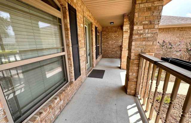 4700 Belvedere Cir Gallery 2