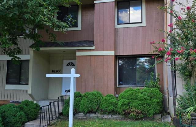 18506 EAGLES ROOST DRIVE photos photos
