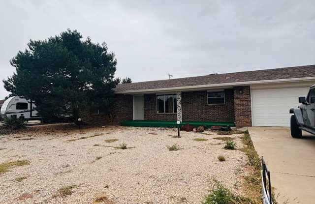 1317 Stratford Lane Clovis NM - 1317 Stratford Lane, Clovis, NM 88101