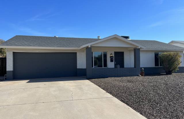7229 N 41st Dr photos photos