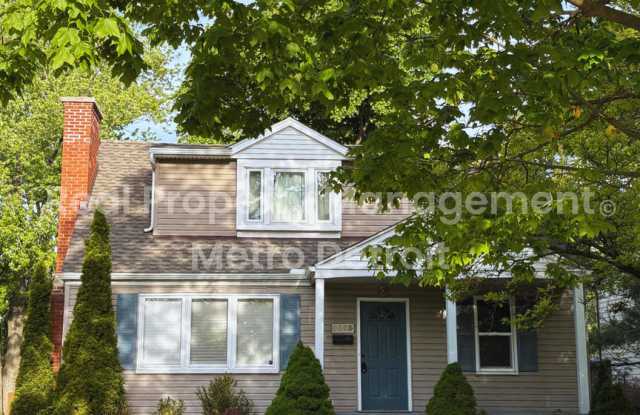SPRING INTO YOUR NEW HOME photos photos SPRING INTO YOUR NEW HOME photos photos