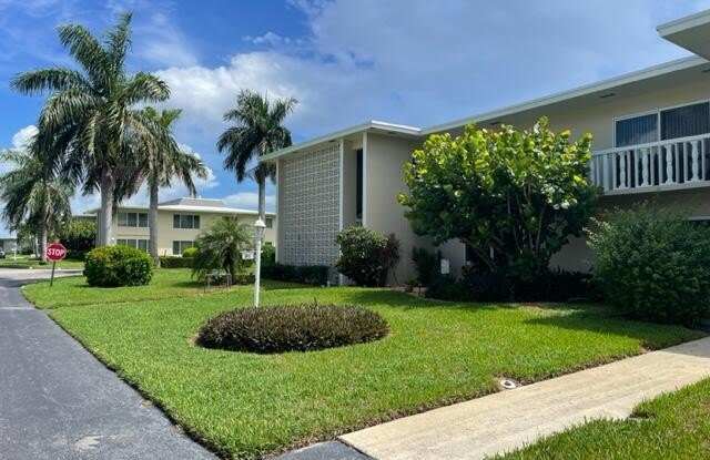 90 S Blvd Boulevard - 90 South Boulevard, Boynton Beach, FL 33435