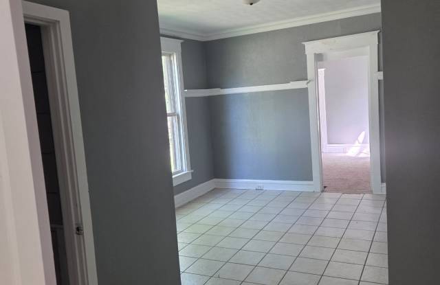 1023 East Behrends Avenue Gallery 2