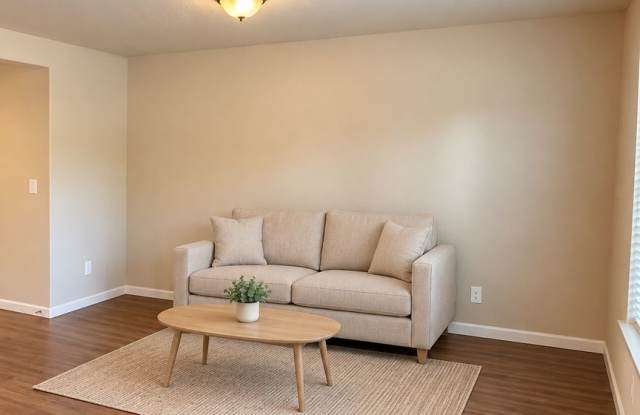 Covington Manor 9700-9816 Gallery 4