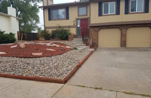 $1950 2 Bed/2 Bath + Bonus Room On Spacious Corner Lot off Briargate photos photos