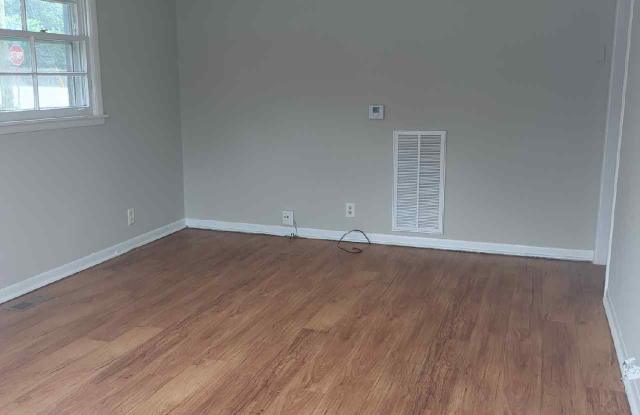 100 Glenmont Drive - B photos photos