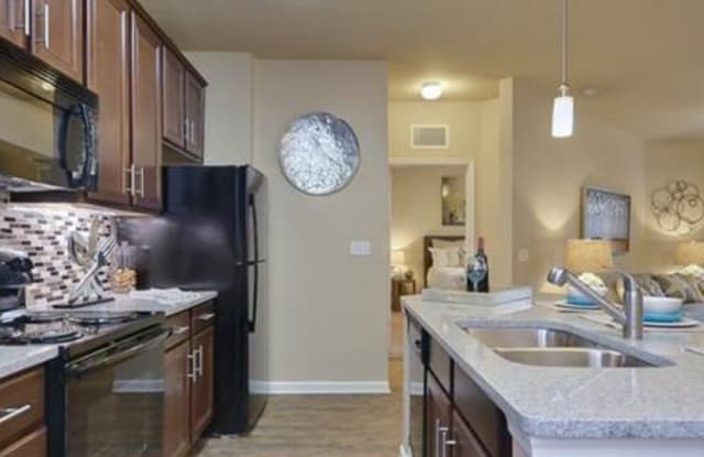 1098 Seminole Boulevard - 1098 Seminole Boulevard, Largo, FL 33771