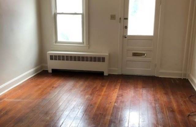 143 S Locust Gallery 4