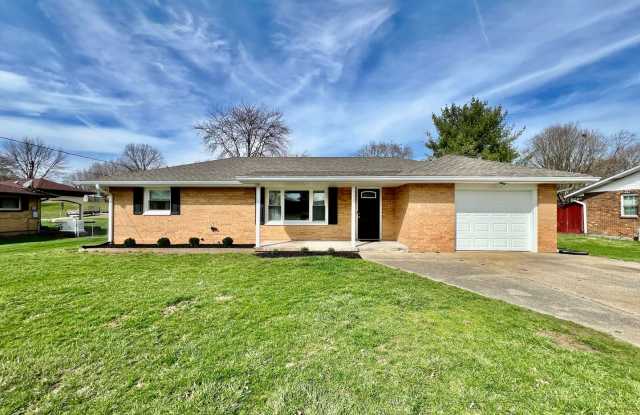 Newly remodeled, furnished home Trenton, Ohio photos photos