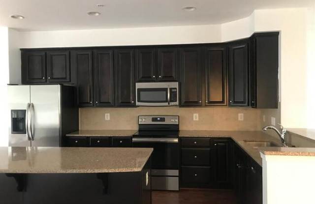 12291 Broadstone Place Gallery 3
