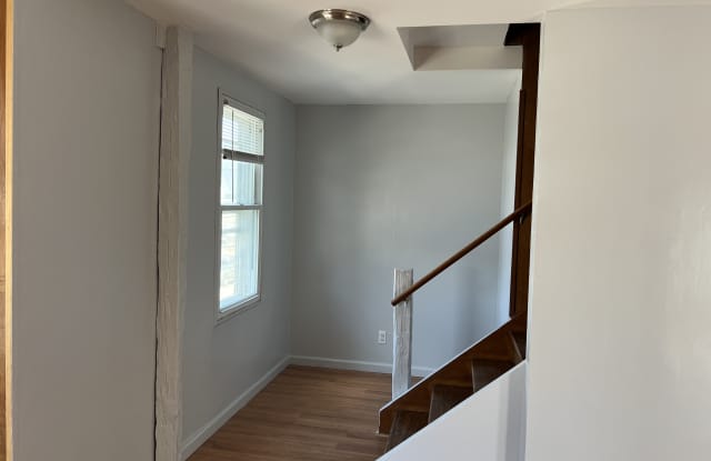 1586 Foster Ave photos photos