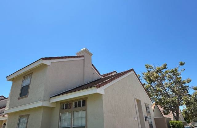 3 Beds, 3 Bath Two-Story Condo - 9 Georgetown. photos photos