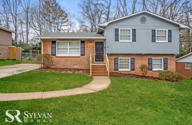 3924 Dunwoody Drive - 3924 Dunwoody Drive, Charlotte, NC 28215