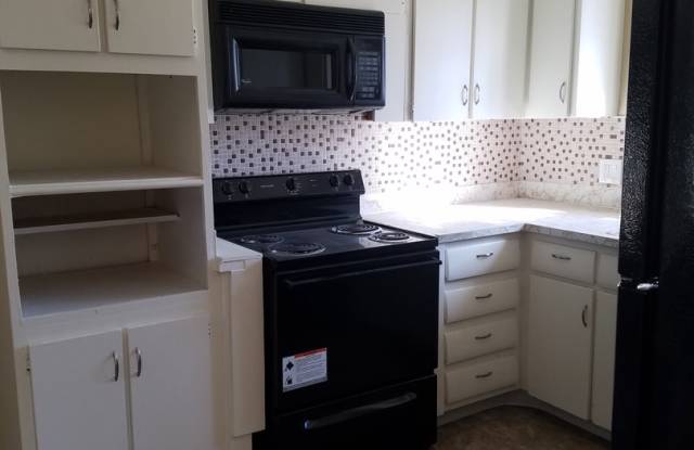 Charming 3-Bedroom Home in Northglenn! photos photos