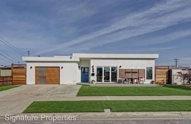 834 Holly Avenue - 834 Holly Avenue, Imperial Beach, CA 91932